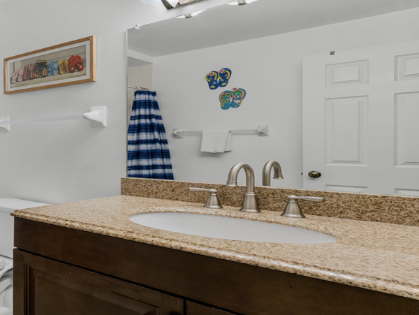Gulf View Vacation Rentals Indian Shores 3-Bedroom Penthouse with Pool